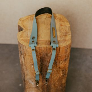 HFS51 | Neckstrap - Steel blue/Brass incl. gravering