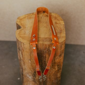 HFS53 | Neckstrap - Chestnut/Old Silver incl. gravering