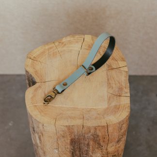 HFS74 | Wriststrap - Steel blue/Brass